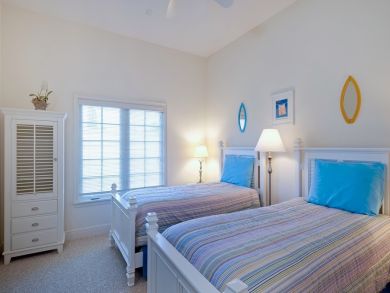Bradenton Beach Rental  can Sleep 9 Guests